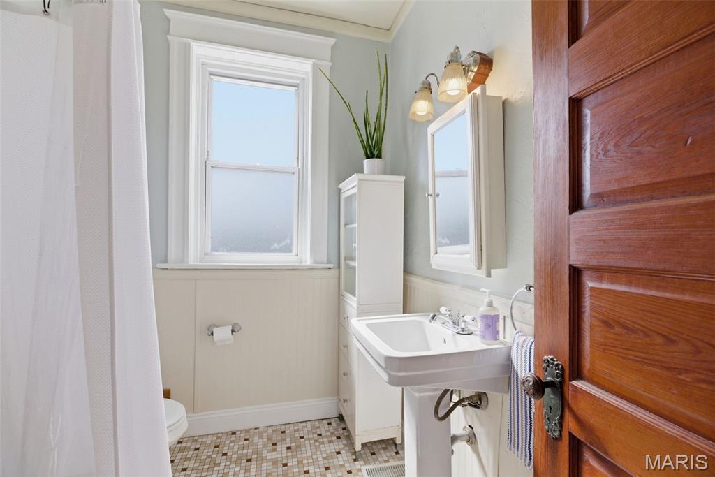 Russell Place Add - Residential