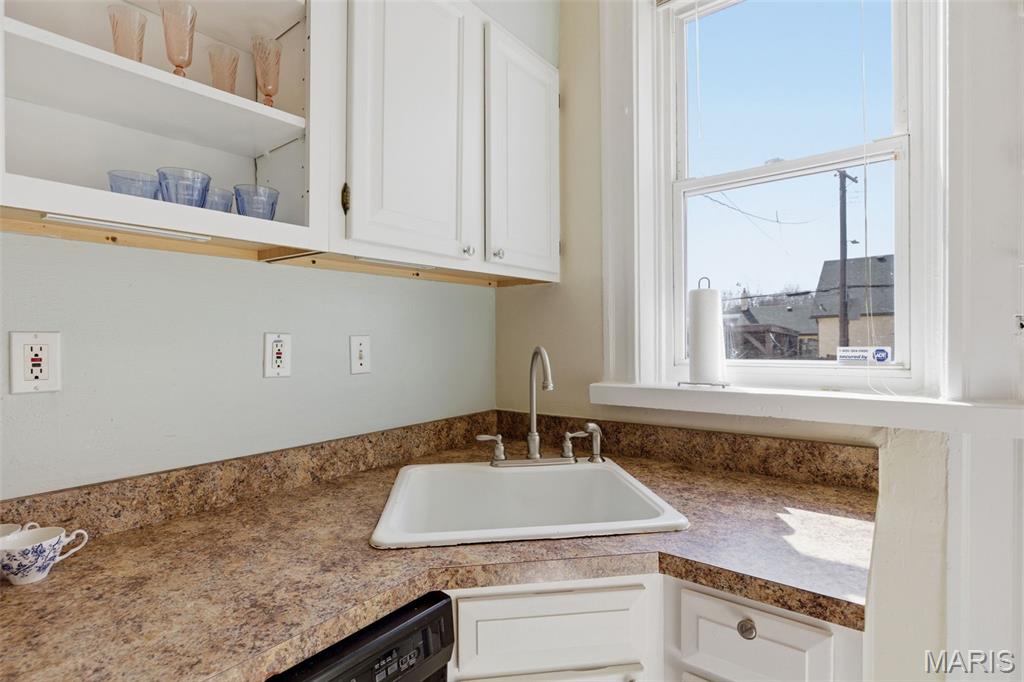 Russell Place Add - Residential