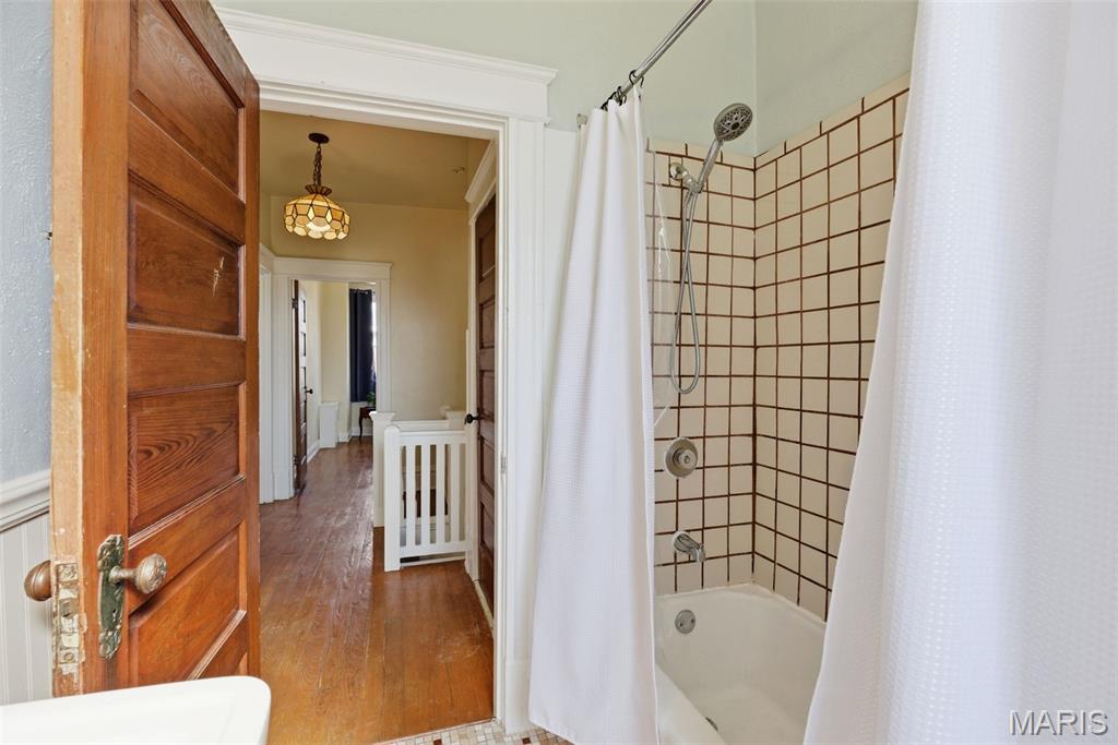 Russell Place Add - Residential