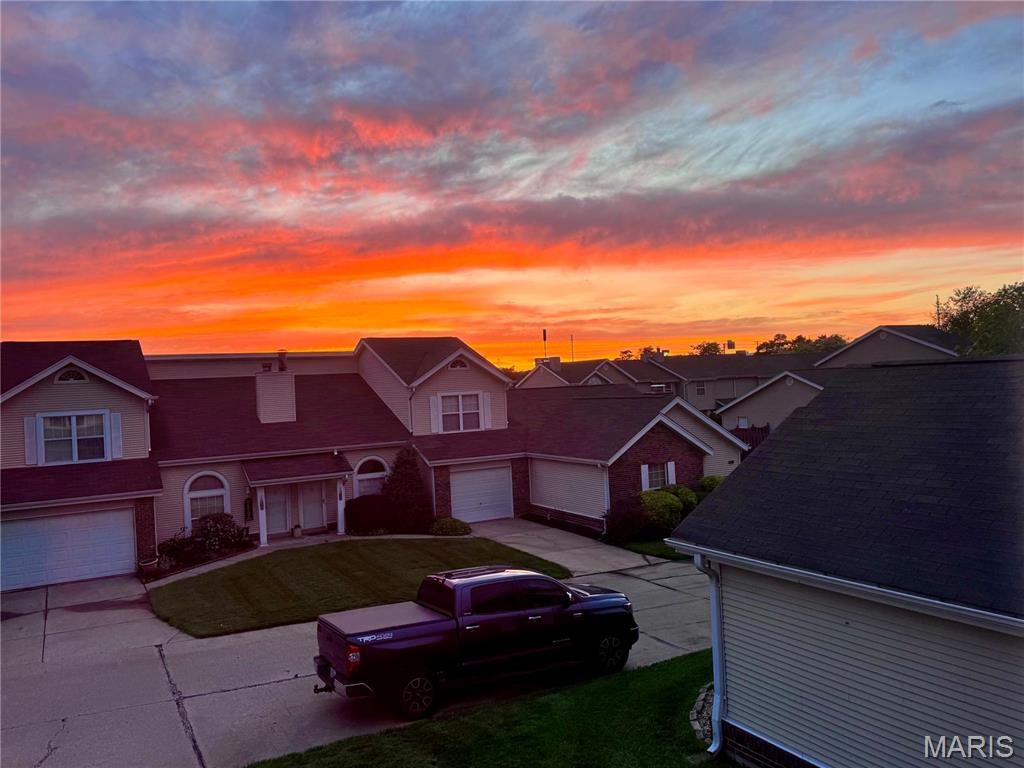 St Charles, Missouri 63303, United States, 1 Bedroom Bedrooms, ,2 BathroomsBathrooms,Residential,Active,122304