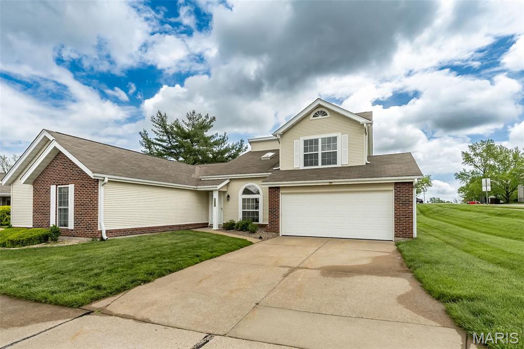 St Charles, Missouri 63303, United States, 1 Bedroom Bedrooms, ,2 BathroomsBathrooms,Residential,Active,122304