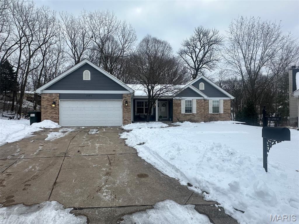 Riverwood Place Eleven-B - Residential