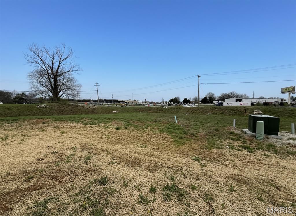 Photo of 5 Quail Covey Court, Wentzville, MO 63385 (MLS # 26019329)