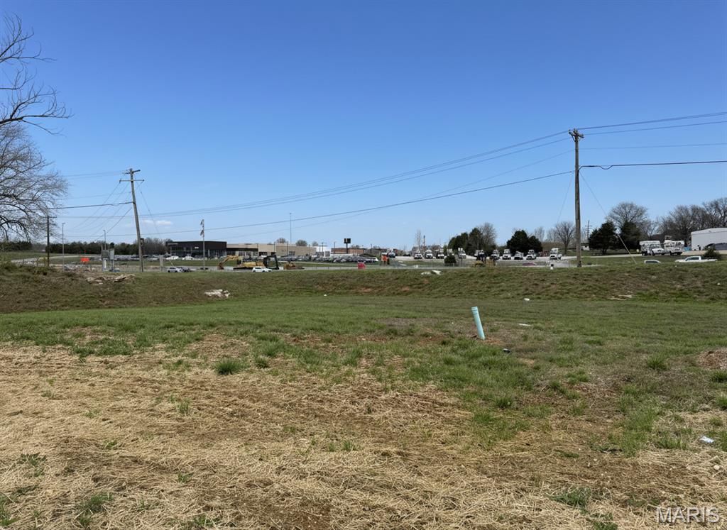 Photo of 5 Quail Covey Court, Wentzville, MO 63385 (MLS # 26019329)