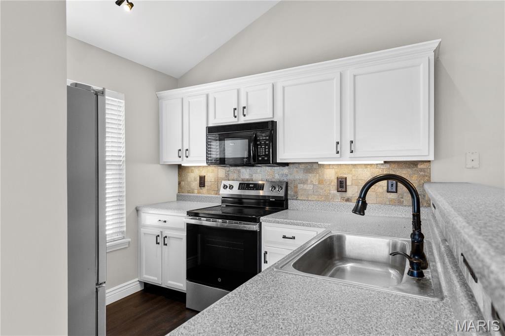 Arbor Creek Condo Three - Residential