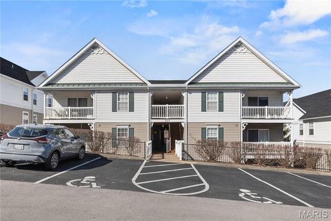 Photo of 1117 Arbor Creek Drive #3A, Unincorporated, MO 63122 (MLS # 26011416)