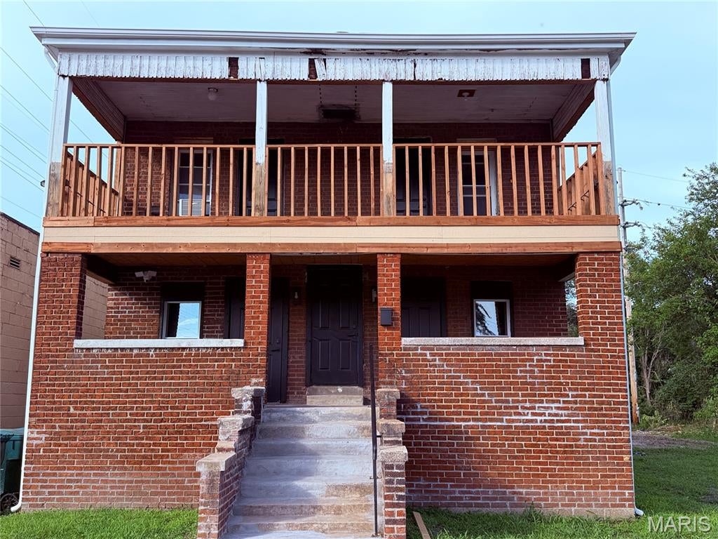 Photo 1 of 16 — 1905 Bond Avenue, East St Louis, IL 62207