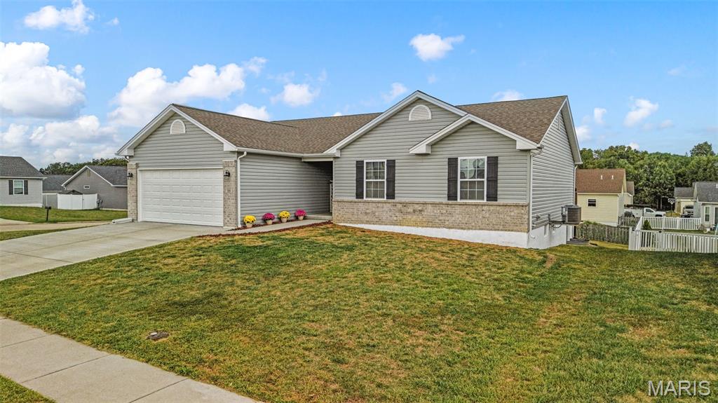 309 Carolyn Circle