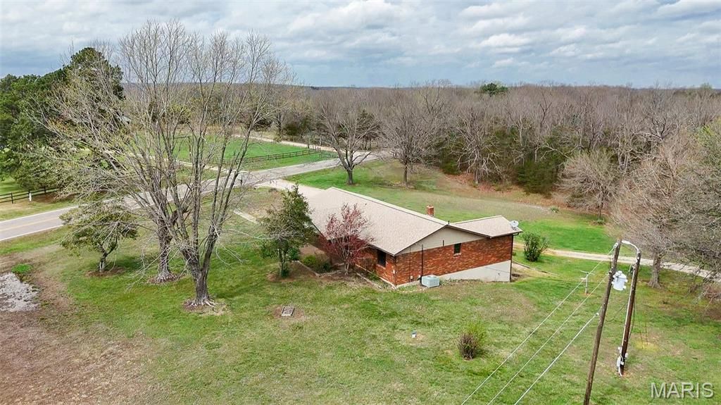 Photo of 4393 Highway DD, Cuba, MO 65453 (MLS # 26021054)