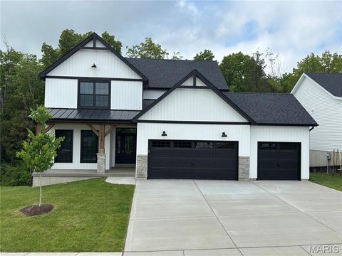 518 Copper Stone Dr Wentzville MO 63385