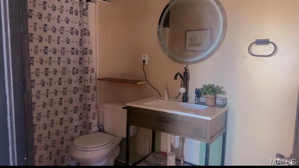 Photo of 403 E Marvin Avenue, Fredericktown, MO 63645 (MLS # 26004259)