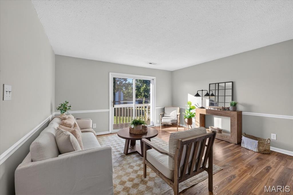 Photo of 2042 Gascony Parc Drive #2042, Lake Saint Louis, MO 63367 (MLS # 26066682)
