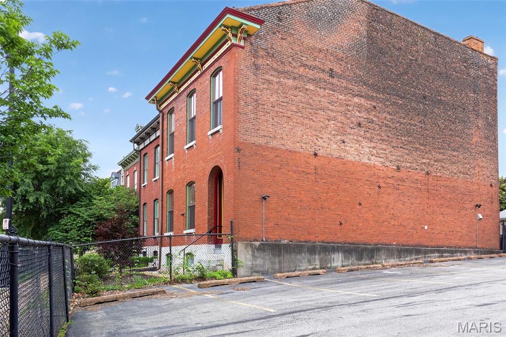 Lynch Add - Residential