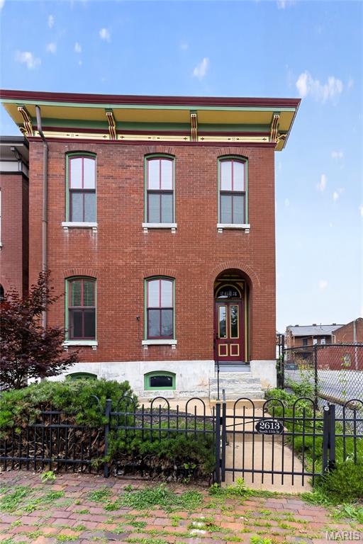 Lynch Add - Residential