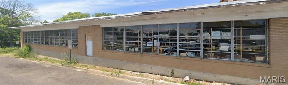 G W Smiths - Commercial Sale