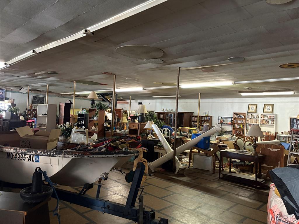 G W Smiths - Commercial Sale