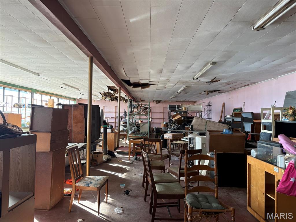 G W Smiths - Commercial Sale