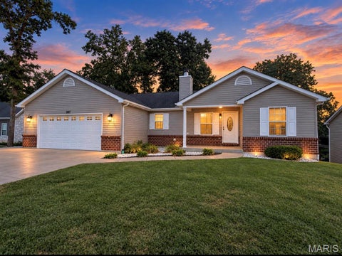 Photo of 10904 Mahogany Drive, Foristell, MO 63348 (MLS # 26057983)