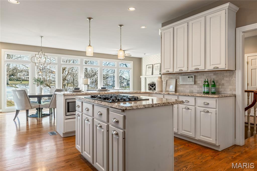 Whitmoor Country Club Estate - Residential