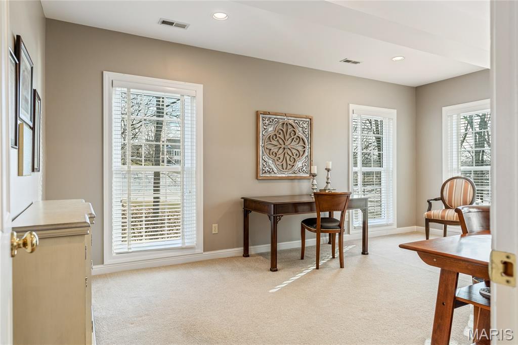 Whitmoor Country Club Estate - Residential