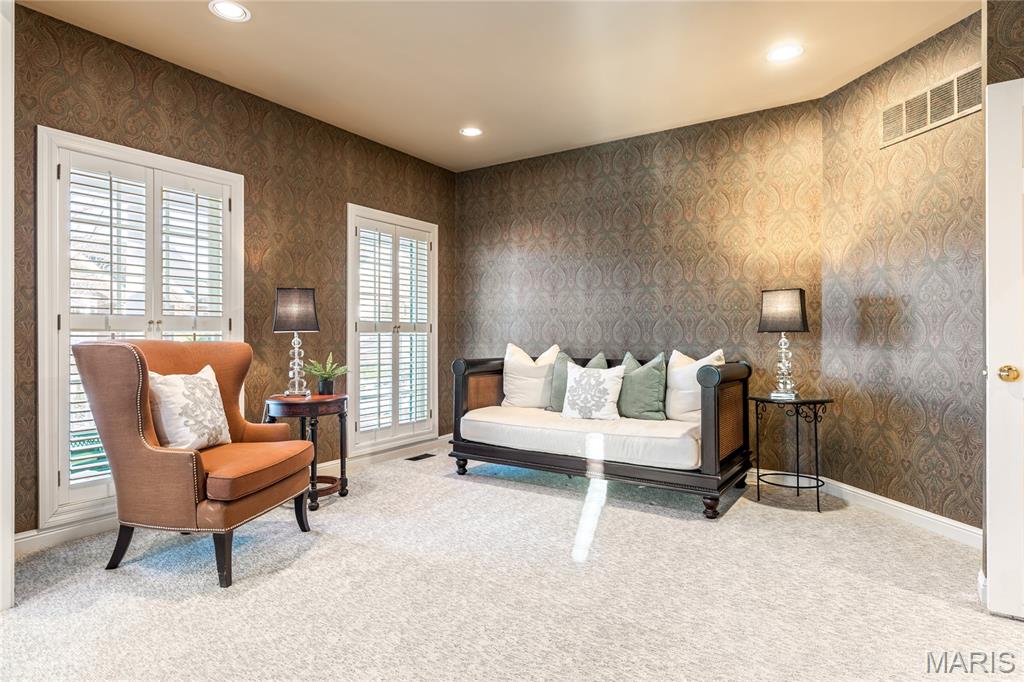 Whitmoor Country Club Estate - Residential