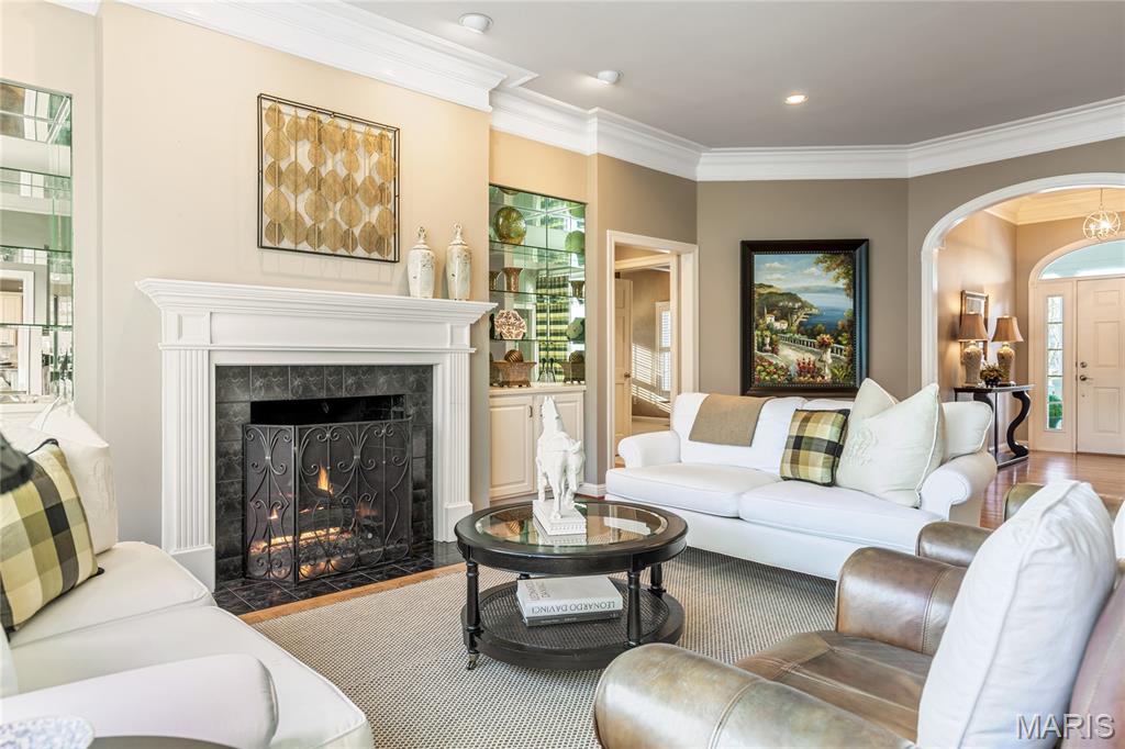 Whitmoor Country Club Estate - Residential