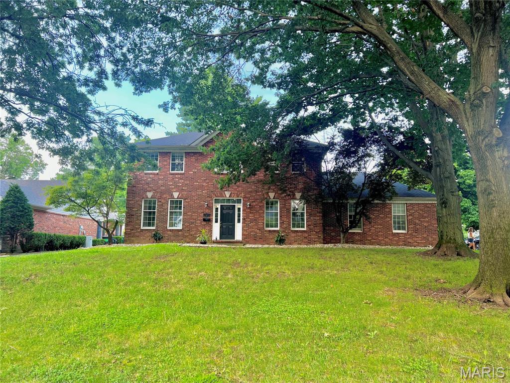 12 Pebble Hill Drive