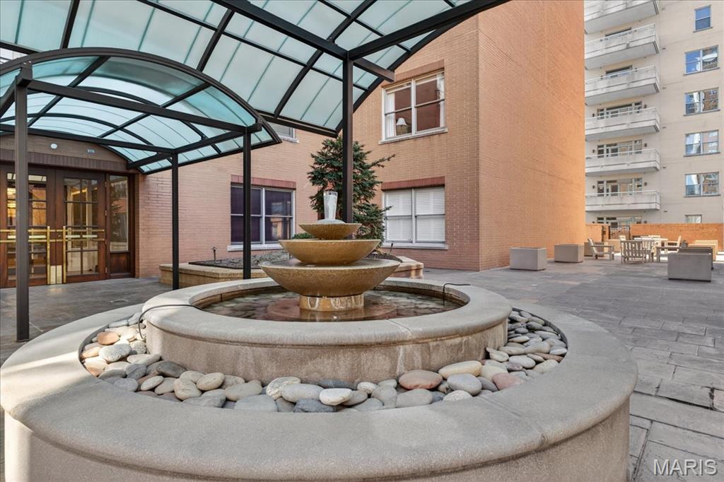 Claytonian A Condo Amd - Residential