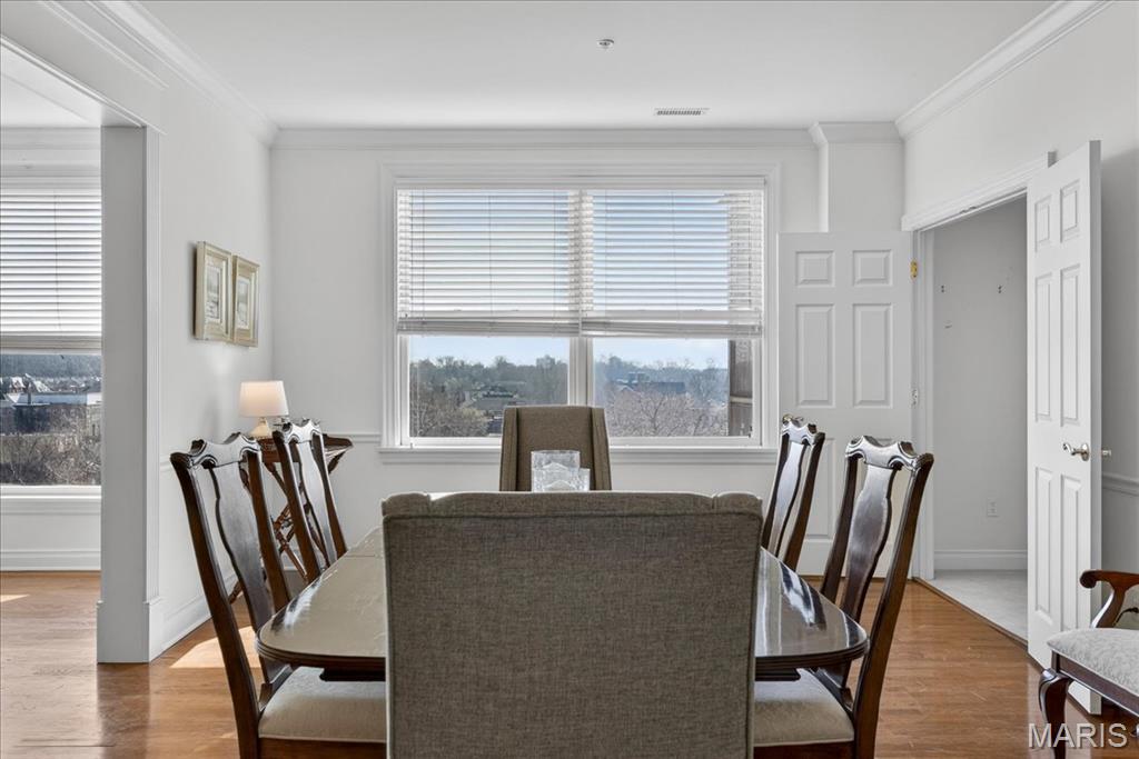 Claytonian A Condo Amd - Residential