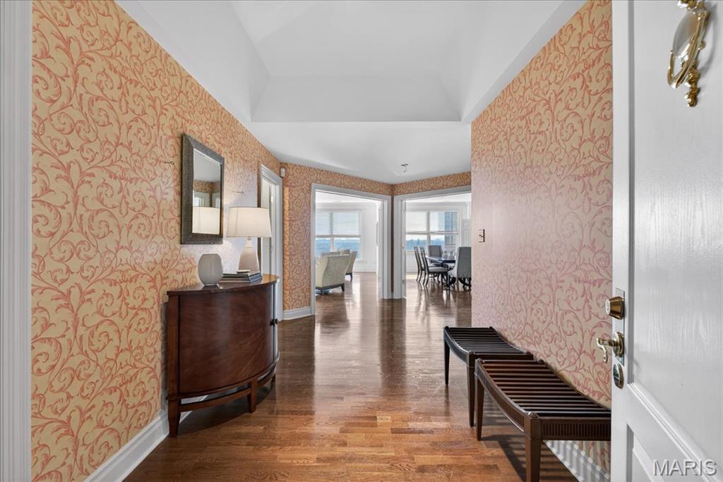 Claytonian A Condo Amd - Residential