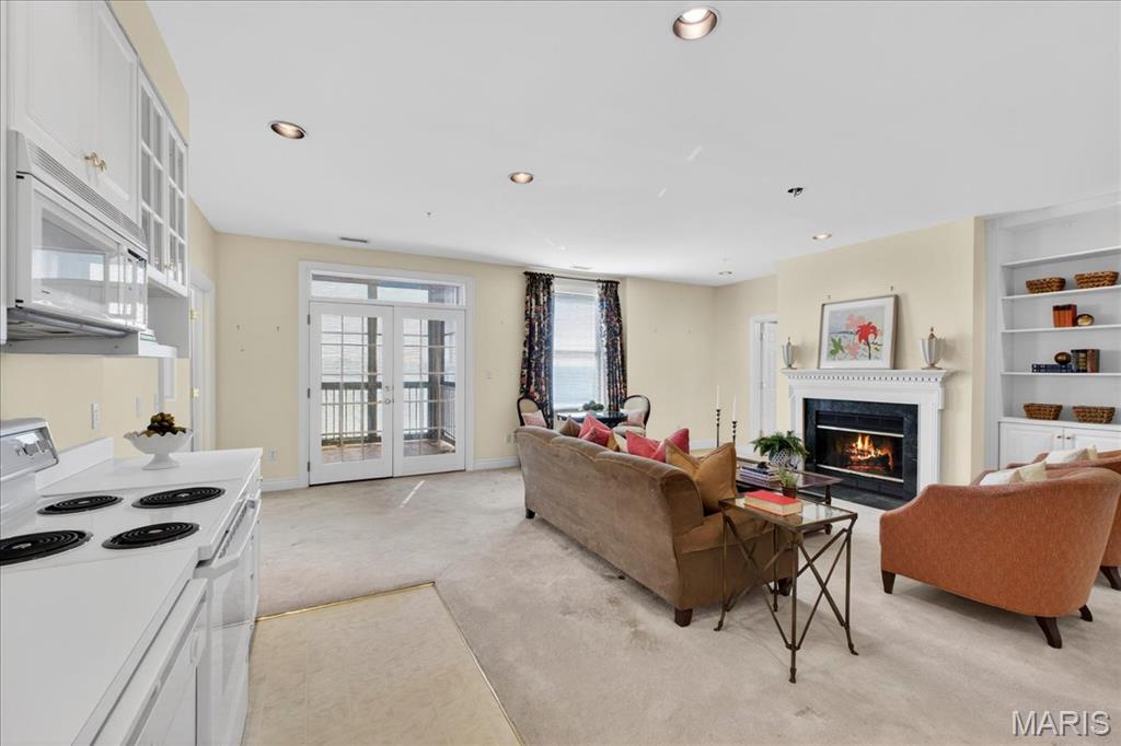 Claytonian A Condo Amd - Residential