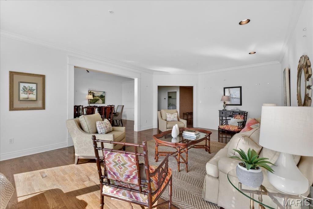 Claytonian A Condo Amd - Residential