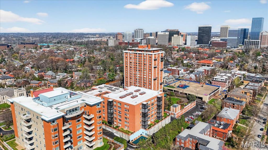 Claytonian A Condo Amd - Residential