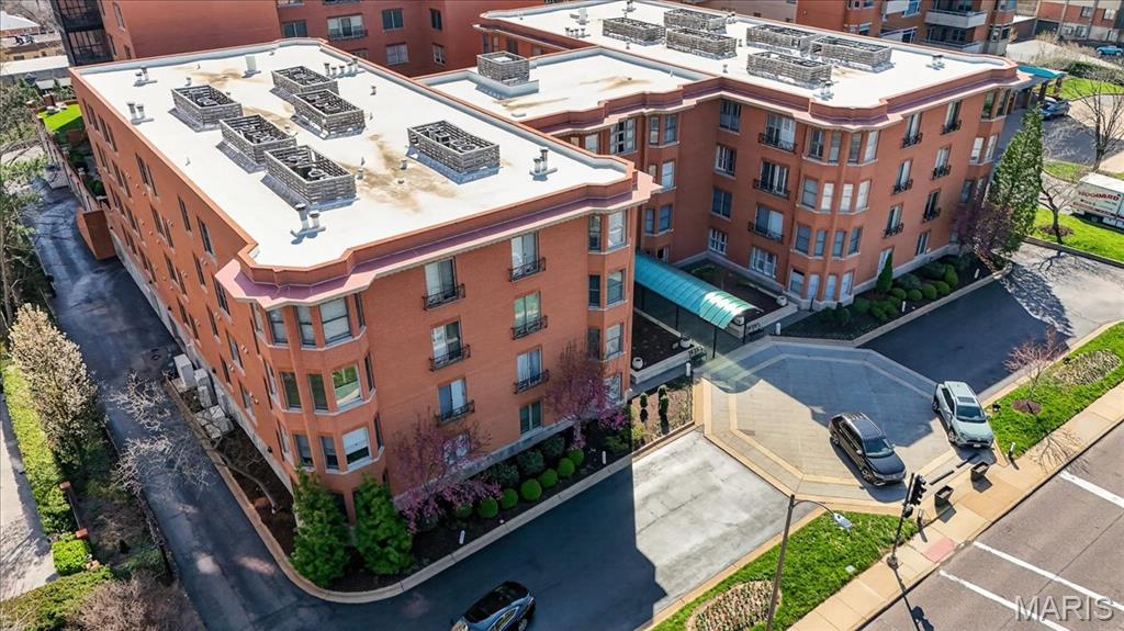 Claytonian A Condo Amd - Residential