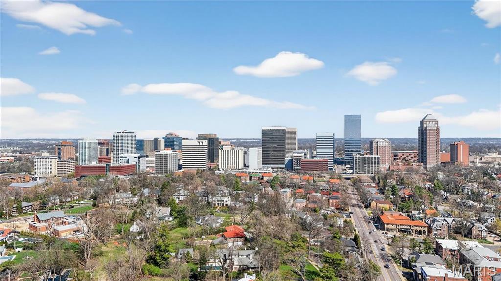 Claytonian A Condo Amd - Residential