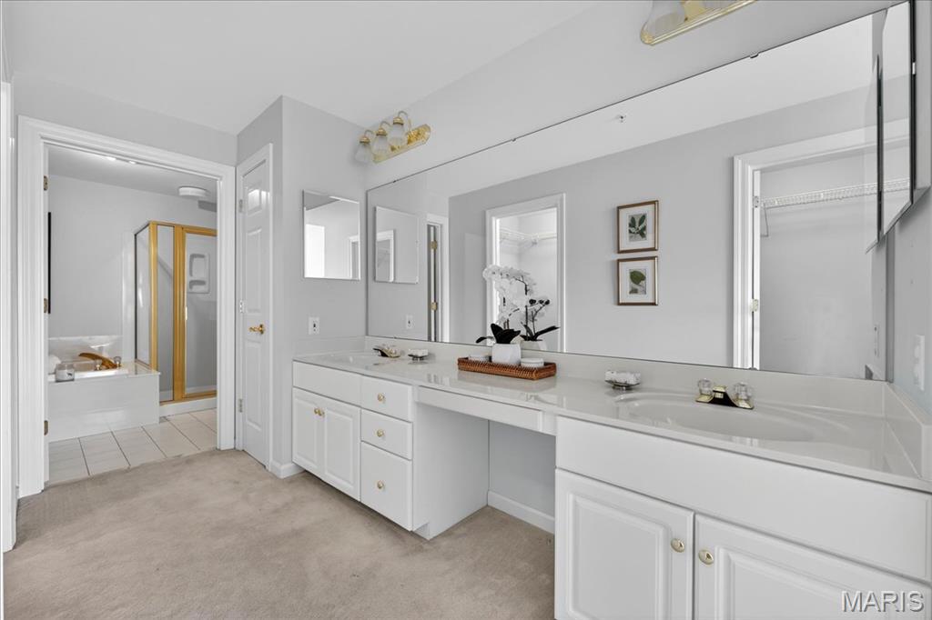 Claytonian A Condo Amd - Residential