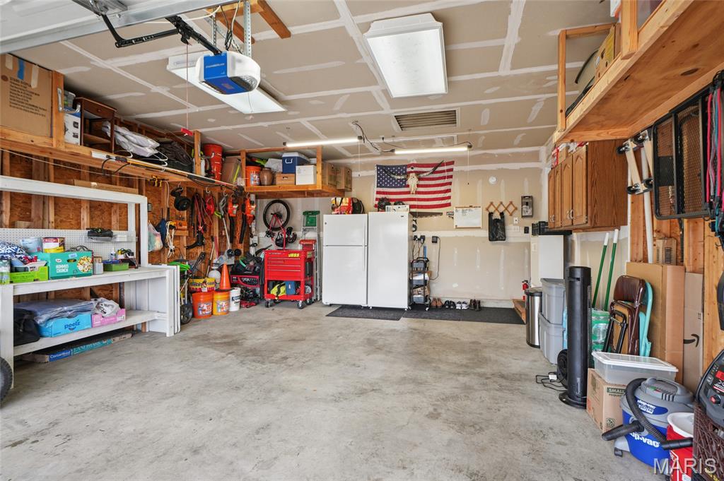 Valley Oaks 02 - Residential