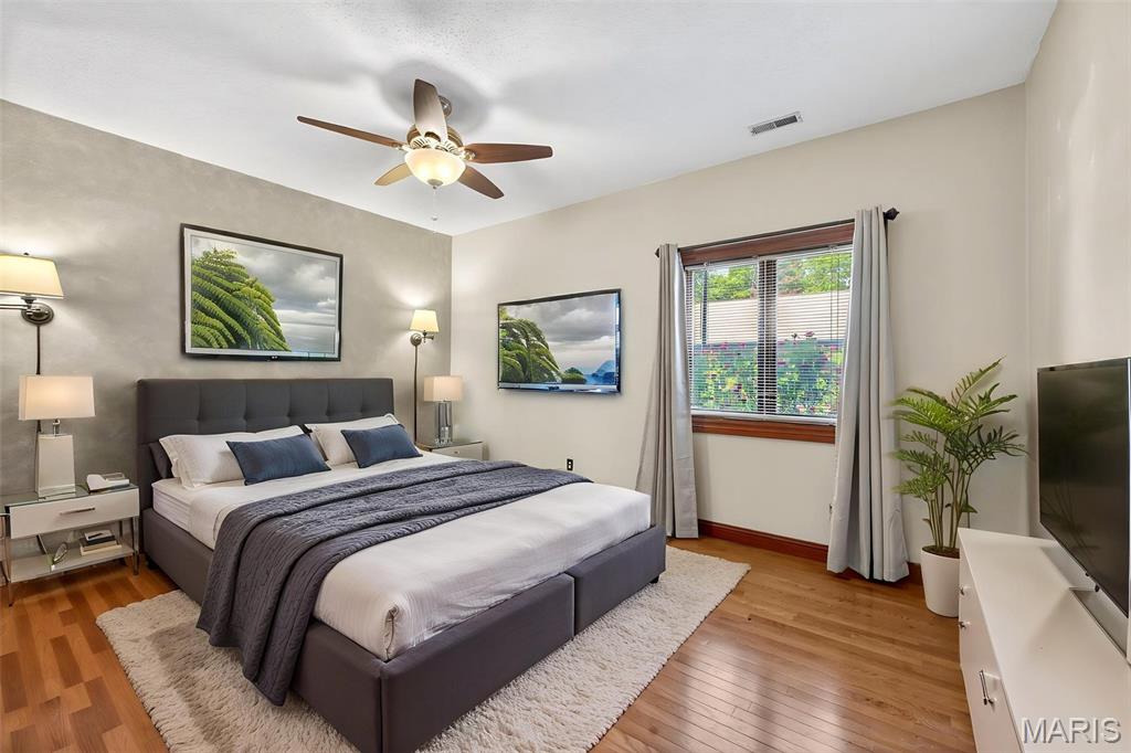 Creve Coeur Station Condo - Residential