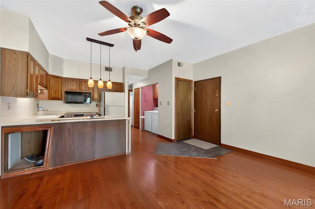 Creve Coeur Station Condo - Residential