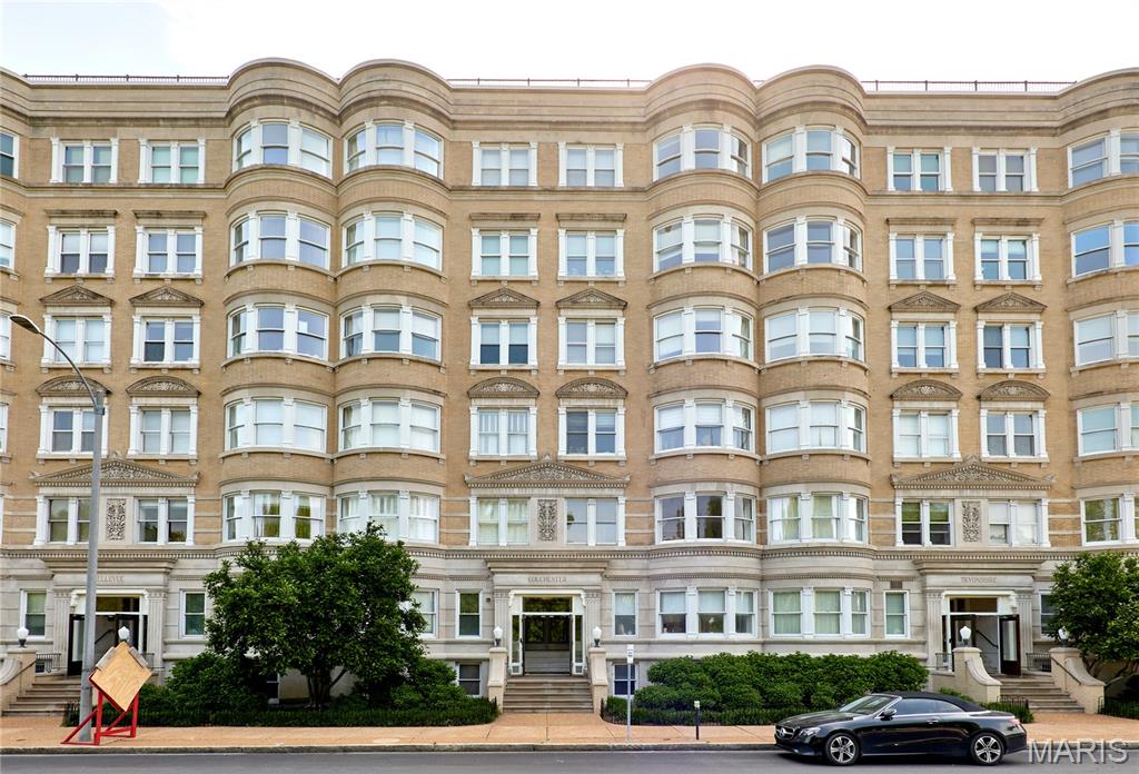 ABC Condominiums - Residential