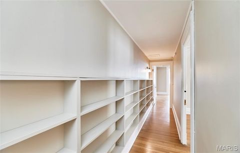 Tiny photo for 10 N Kingshighway Boulevard #2CS, St Louis, MO 63108 (MLS # 26030196)
