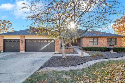 2075 Meaghan Lane Pacific MO 63069