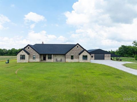 Photo of 27650 Iowa Road Rd, Perry, MO 63462 (MLS # 26013240)
