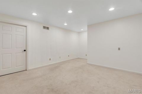 Tiny photo for 15355 Highcroft Drive, Chesterfield, MO 63017 (MLS # 26022336)
