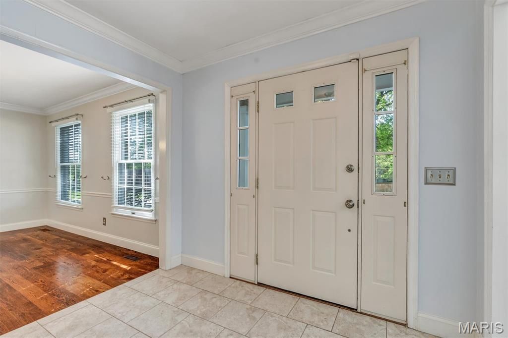 Photo of 15355 Highcroft Drive, Chesterfield, MO 63017 (MLS # 26022336)
