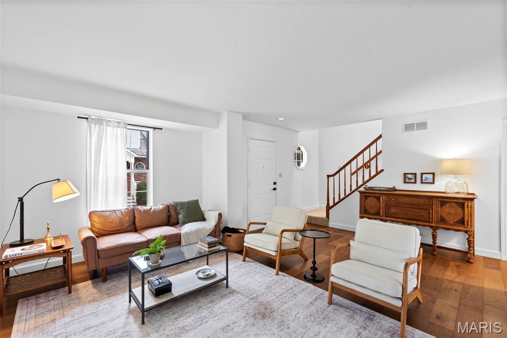5843 Prince George Ct