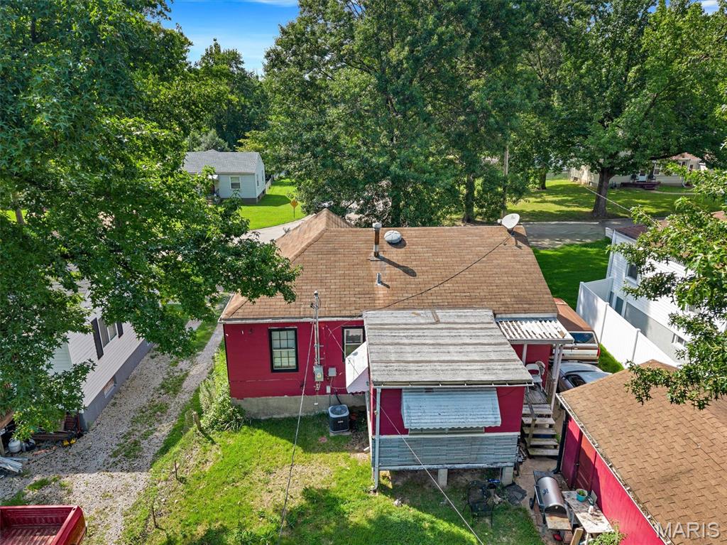 1944 Falcon Drive