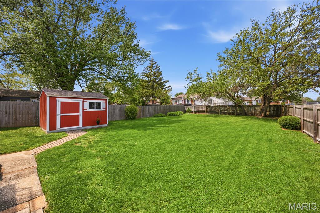 Sarah J Loonam Lands - Residential