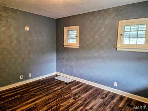 Tiny photo for 7041 Garesche Avenue, Jennings, MO 63136 (MLS # 26068694)