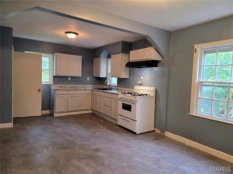 Tiny photo for 7041 Garesche Avenue, Jennings, MO 63136 (MLS # 26068694)